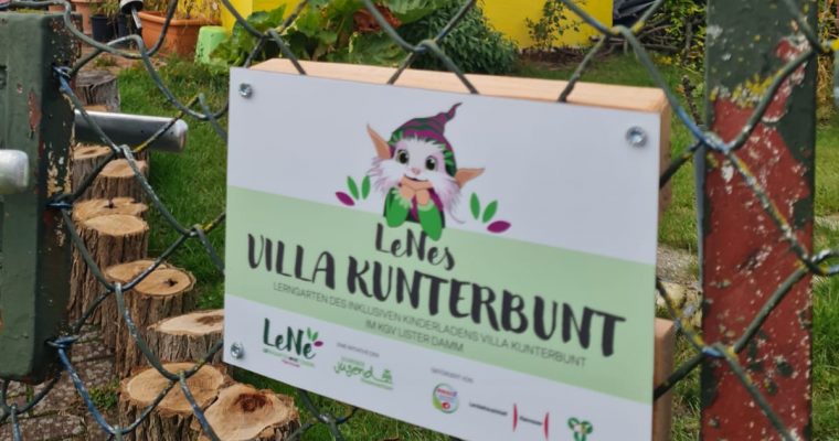 Die Pfortenschilder mit eigenem Gartennamen sind da!